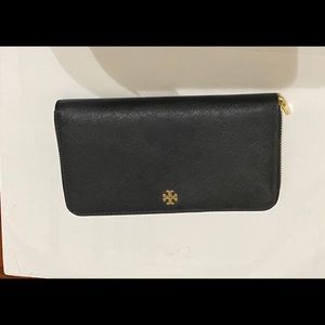 Tory burch Black Continental Wallet
